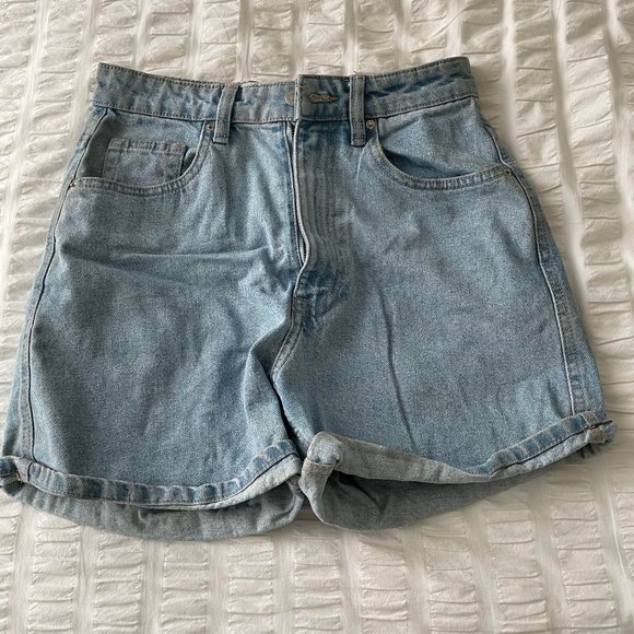 Zara Women's Denim Shorts - Picture 1 of 2